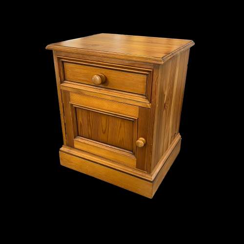 Solid Pine Bedside Chest image-1