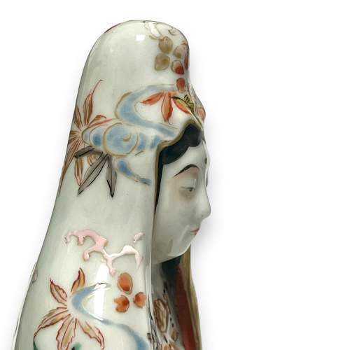 Japanese Arita Porcelain Figure of Gwannon image-2