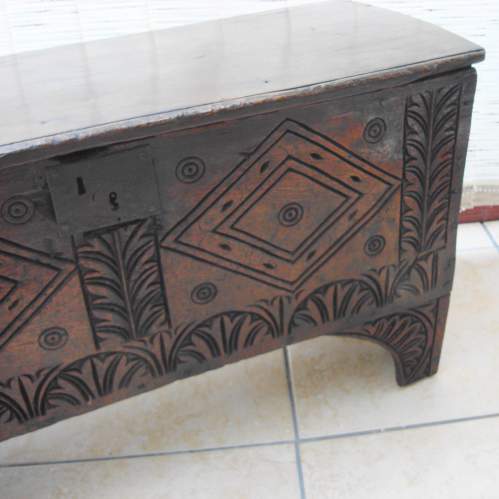 17th Century Oak Coffer image-6