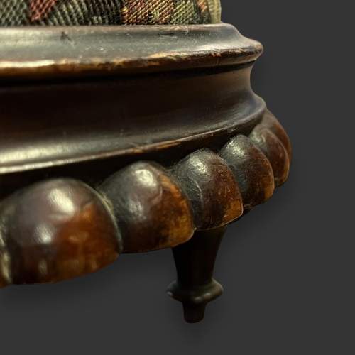 Victorian Pair of Foot Stools image-3