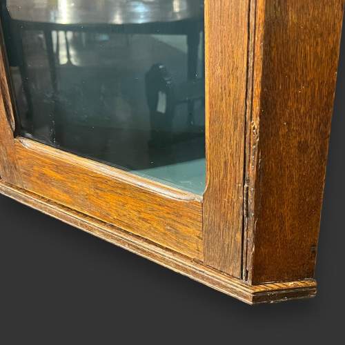 Early 20th Century Oak Corner Cabinet image-5