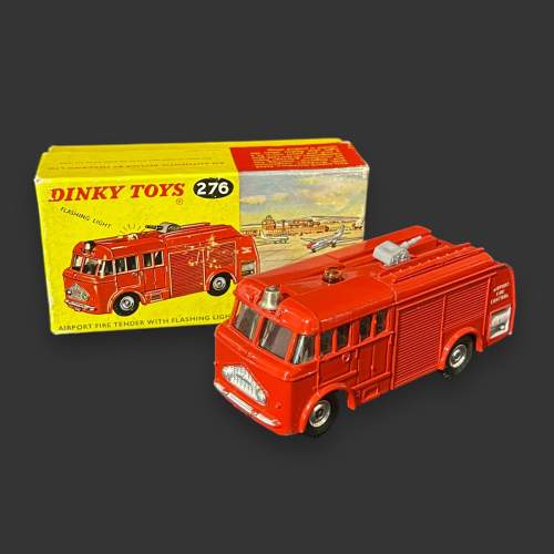 Dinky Toys 276 Airport Fire Tender with Flashing Light image-1