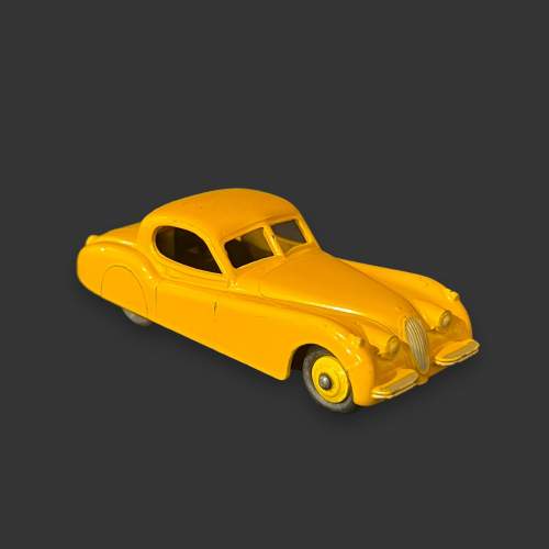 Dinky Toys Jaguar XK120 Coupe image-2