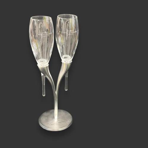 Most & Chandon Champagne Flutes Glasses with Stand image-1