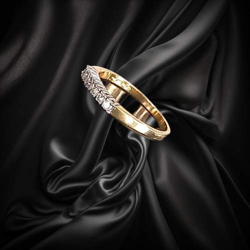 18ct Gold 0.25ct Diamond Ring image-3