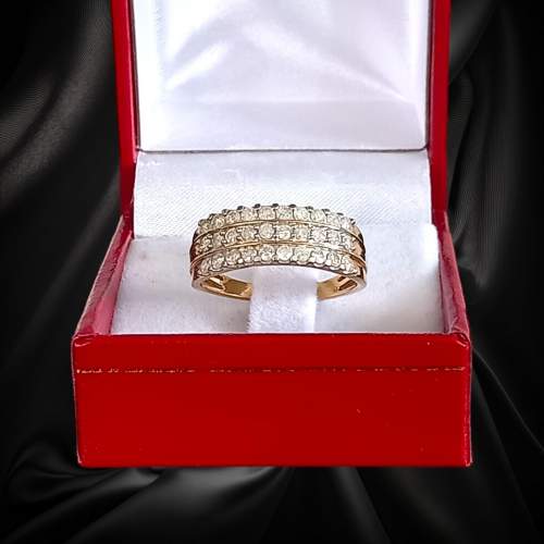 Gold 0.60ct Diamond Ring image-2