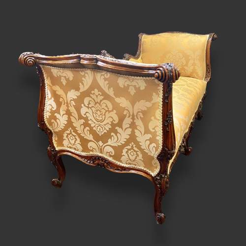 Victorian Walnut Serpentine Shaped Settee image-3