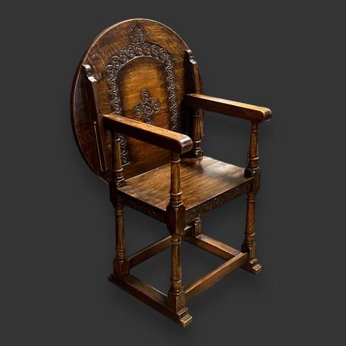 Early 20th Century Carved Oak Monks Seat image-1