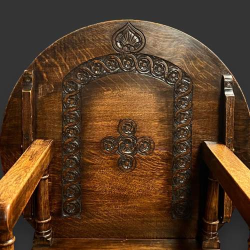 Early 20th Century Carved Oak Monks Seat image-3