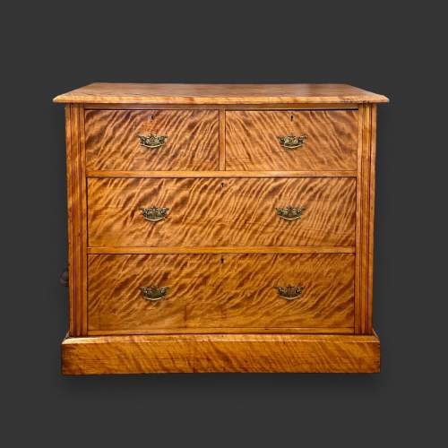 Late 19th Century Satin Birch Chest of Drawers image-1