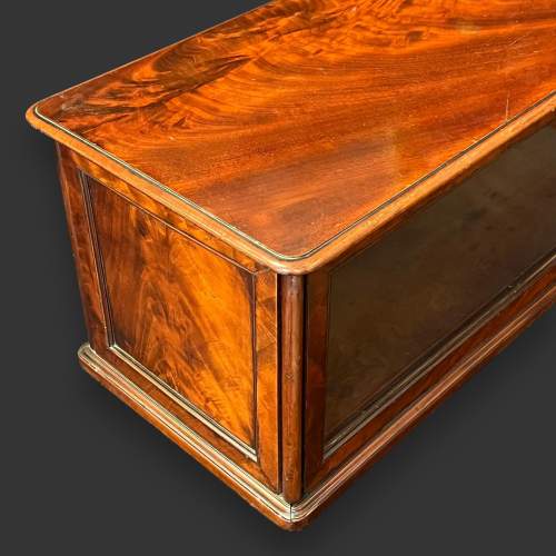 Early Victorian Figured Mahogany Show Case image-3