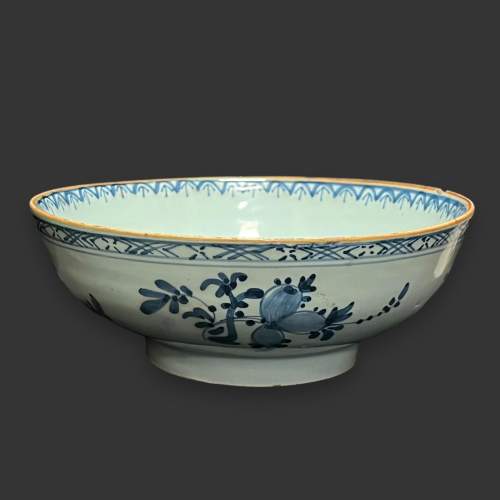 Early 18th Century Bristol Tin Glazed Bowl image-1