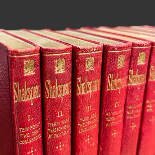 19th Century Set of 13 Volumes of Shakespeares Works image-2