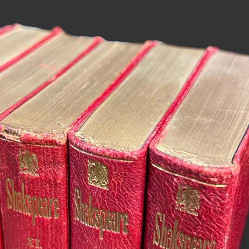 19th Century Set of 13 Volumes of Shakespeares Works image-3