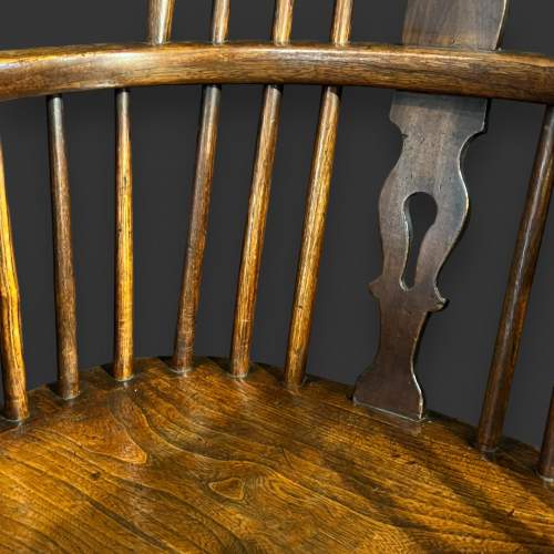 Victorian Ash and Elm Windsor Chair image-3