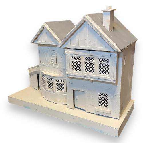 Fabulous Vintage Dolls House image-1