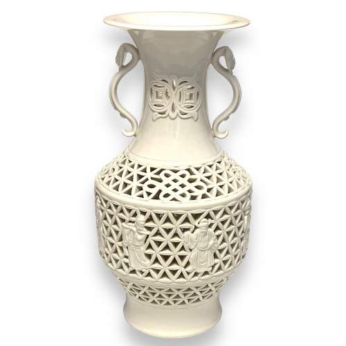 Chinese White Porcelain Blanc de Chine Vase image-1