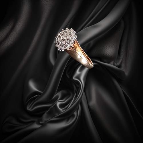 Gold 1ct Diamond Ring image-1