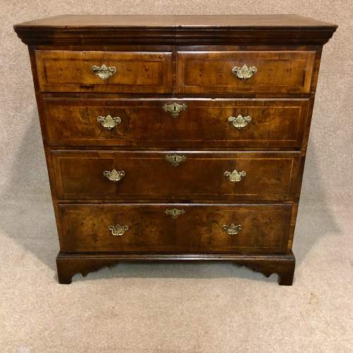 18th Century Figured Walnut Chest Of Drawers image-6