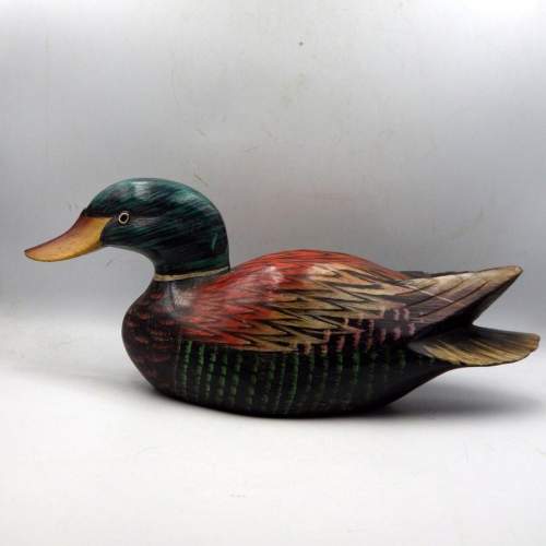 Vintage 20th Century Hand Painted & Carved Wooden Decoy Duck image-2