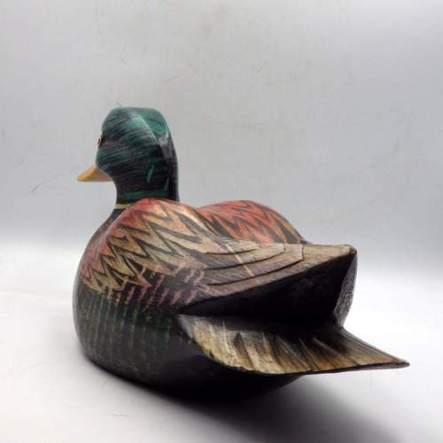 Vintage 20th Century Hand Painted & Carved Wooden Decoy Duck image-3