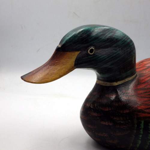 Vintage 20th Century Hand Painted & Carved Wooden Decoy Duck image-6