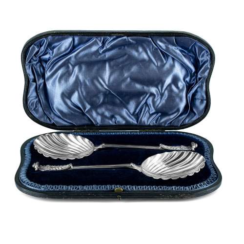 Attractive Cased Pair of Antique Silver Serving Spoons image-1