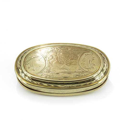 Early 18th Century Dutch Brass Tobacco Box image-2