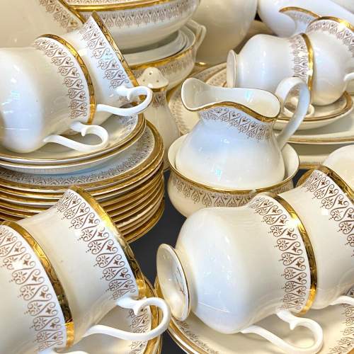 Royal Albert Burlington Dinner/Tea Service 80 Pcs image-2