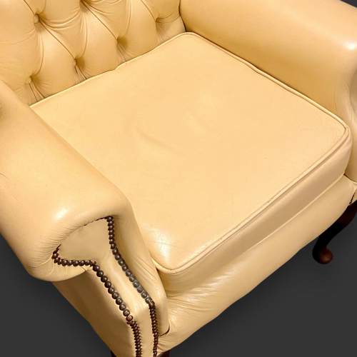 Vintage Cream Leather Chesterfield Armchair image-3