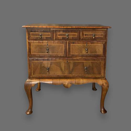 18th Century Walnut Chest of Drawers on Stand image-1