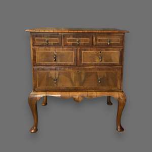 18th Century Walnut Chest of Drawers on Stand