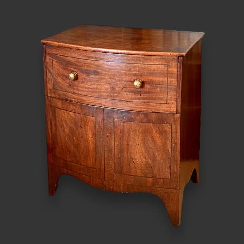 George III Mahogany Commode image-1