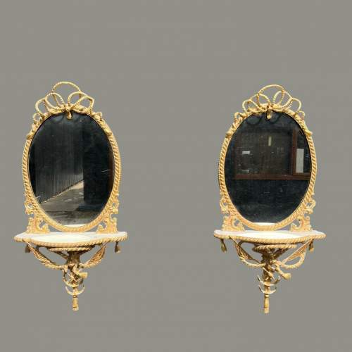 19th Century Pair of French Carved Gilt wood Mirrors image-1