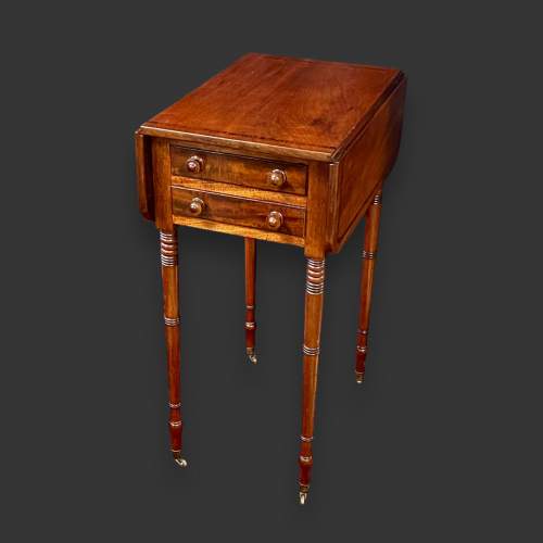 Early 19th Century Mahogany Ladies Worktable image-1