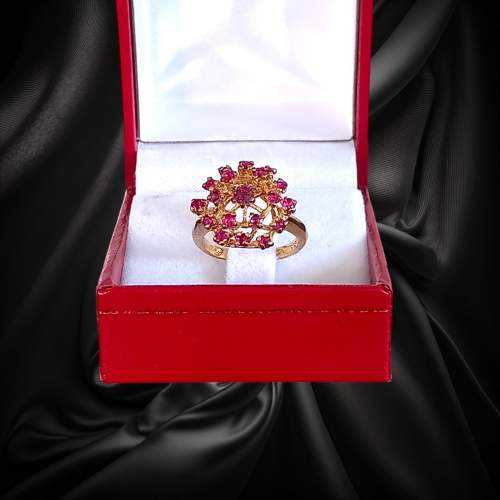 Gold Retro Ruby Bombe Ring. London 1972 image-6