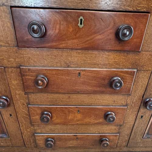 Early 19th Century Mahogany Dresser image-4