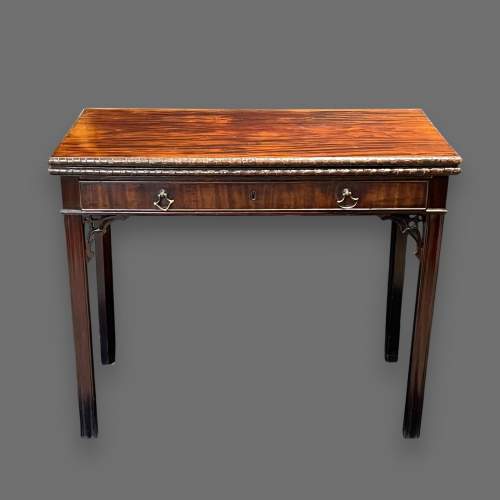 18th Century Mahogany Fold Over Breakfast Table image-2