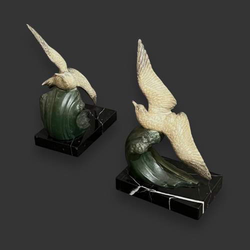 Pair of Art Deco Bird Bookends image-1