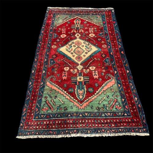 Wonderful Hand Knotted Persian Rug Hamadan Stunning Colours image-1