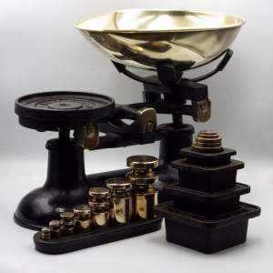 Robert Welch Victor Cast Iron & Brass English Weighing Scales