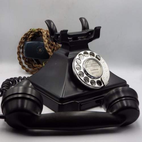 Black Bakelite 200 Series GPO Vintage Pyramid Telephone image-6