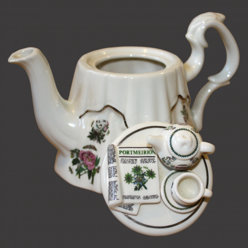 Miniature Botanic Garden Novelty Teapot with Teaset Lid - Cardew Design image-5