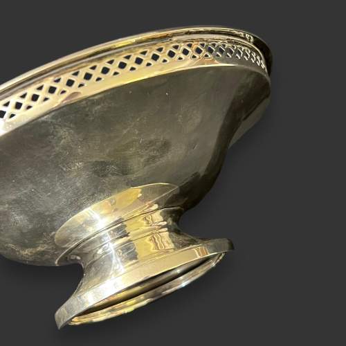 George V Silver Pedestal Dish image-4