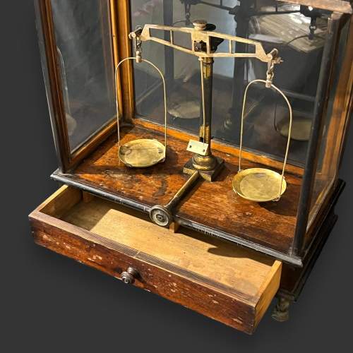 Cased Set of Laquered Brass Chemist Scales image-3