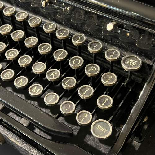 Cased Royal Typewriter image-3